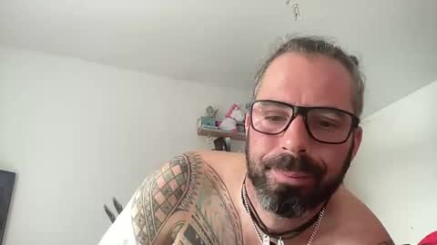 Snapshot of hot_sex83 chatting on 01-06-25, 10:13 letmedoo2 online show from 01-06-25, 10:13