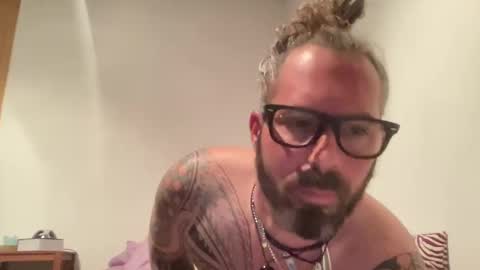 Snapshot of hot_sex83 chatting on 02-16-25, 05:15 letmedoo2 online show from 02-16-25, 05:15