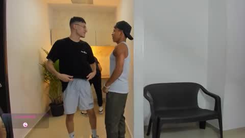 Snapshot of hot_sexmature chatting on 10-12-25, 11:04 Vanesa Oliver and Andrew online show from 10-12-25, 11:04