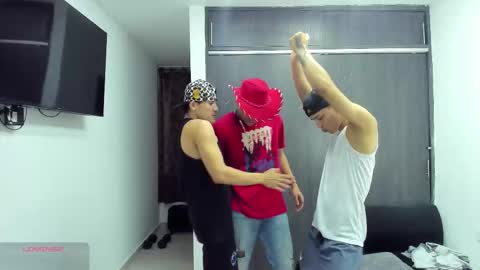 Vanesa Oliver and Andrew online show from 11-23-25, 11:15