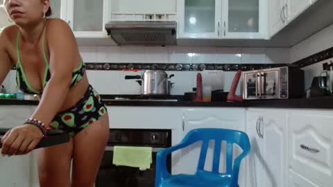 hot sexy bunny online show from 04-30-26, 06:25
