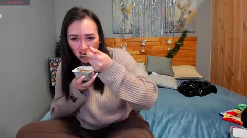 Vasilisa online show from 12-15-24, 02:19