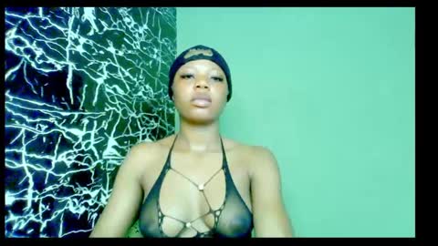 Stella online show from 12-31-24, 01:15