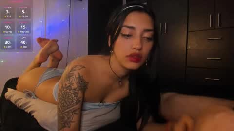 Snapshot of hot_weedlover chatting on 09-15-25, 01:49 KATE and JEFF online show from 09-15-25, 01:49