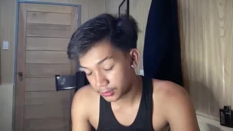 Snapshot of hotasian_jerome chatting on 04-19-26, 01:21 hotasian_jerome online show from 04-19-26, 01:21
