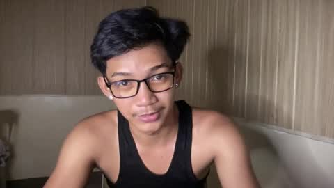 Snapshot of hotasian_jerome chatting on 05-08-26, 11:48 hotasian_jerome online show from 05-08-26, 11:48