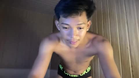 Snapshot of hotasian_jerome chatting on 05-15-26, 09:33 hotasian_jerome online show from 05-15-26, 09:33