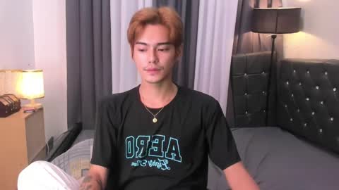 Snapshot of hotasiankenn chatting on 06-05-26, 12:44 Kenny online show from 06-05-26, 12:44
