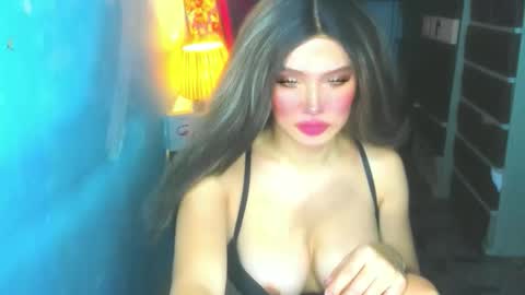 T A N Y A online show from 05-15-26, 03:02