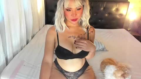 Snapshot of hotbabymaria chatting on 04-16-26, 12:33 maria online show from 04-16-26, 12:33