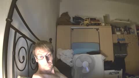 hotbilly_39 online show from 09-11-25, 10:10