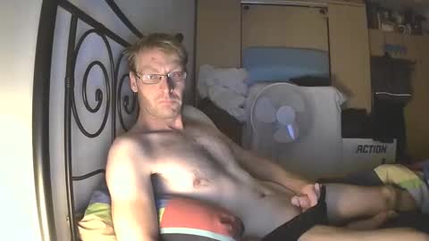 hotbilly_39 online show from 09-12-25, 11:04