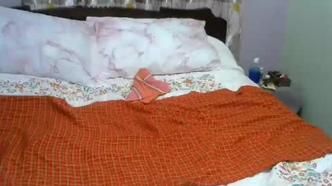 spicy online show from 06-25-26, 08:57