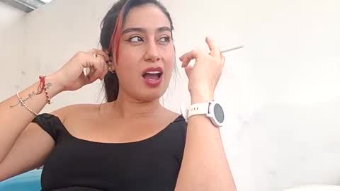 SECRET ROOM shhhhhh  make me very happy link AMAZON online show from 04-30-26, 08:57