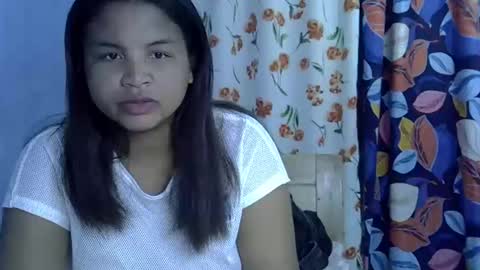 hotcelici online show from 10-23-25, 09:19