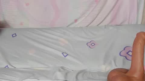 Snapshot of hotcherryxo chatting on 03-15-26, 05:24 Candy online show from 03-15-26, 05:24