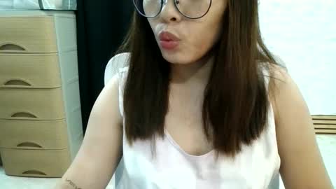 hotchick2099 online show from 03-27-26, 01:11