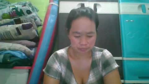 hotchicks4uxx online show from 02-20-25, 04:50