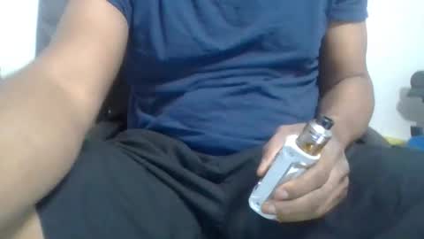 Snapshot of hotchoco2788 chatting on 01-12-25, 10:33 hotchoco2788 online show from 01-12-25, 10:33