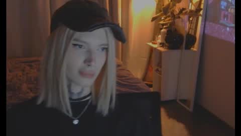 hotchubently online show from 03-11-25, 05:35