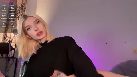 hotchubently online show from 10-15-25, 02:50