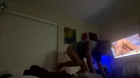 Snapshot of hotcouple1319 chatting on 11-29-25, 03:09 hotcouple1319 online show from 11-29-25, 03:09