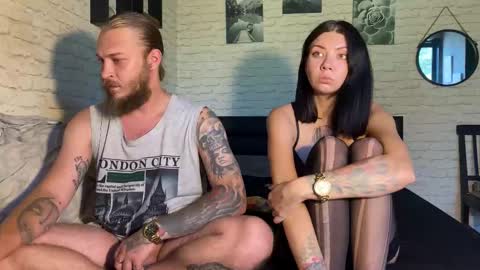 YounHotCouple online show from 09-14-25, 09:52