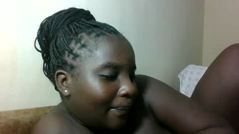 Snapshot of hotebbbyy chatting on 06-08-26, 06:08 EBBY online show from 06-08-26, 06:08