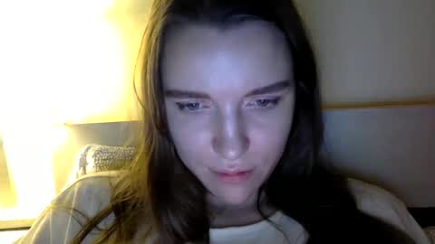Snapshot of hoteffy chatting on 12-17-24, 11:38 effy online show from 12-17-24, 11:38
