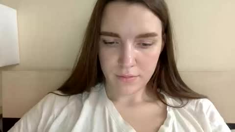 Snapshot of hoteffy chatting on 03-03-25, 09:33 effy online show from 03-03-25, 09:33