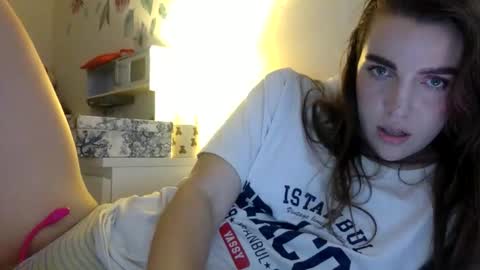 Snapshot of hoteffy chatting on 09-17-25, 07:43 effy online show from 09-17-25, 07:43