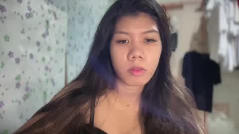 Snapshot of hotestpinayxxx chatting on 05-06-26, 01:05 hotestpinayxxx online show from 05-06-26, 01:05