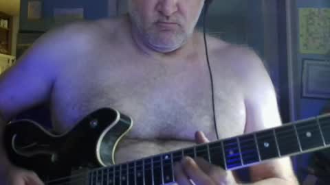 Smoochface online show from 05-06-26, 05:57