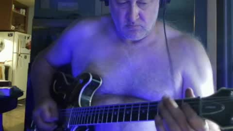Smoochface online show from 05-07-26, 06:08