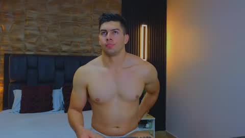 Snapshot of hotfuckers4uu chatting on 03-03-25, 11:24 felipe marcello online show from 03-03-25, 11:24