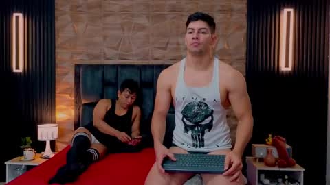 Snapshot of hotfuckers4uu chatting on 09-09-25, 02:27 felipe marcello online show from 09-09-25, 02:27