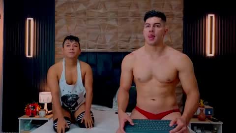 Snapshot of hotfuckers4uu chatting on 09-26-25, 03:05 felipe marcello online show from 09-26-25, 03:05