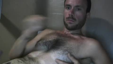 Snapshot of hotgardenersexy chatting on 06-30-26, 07:04 Le jardinier sexy online show from 06-30-26, 07:04