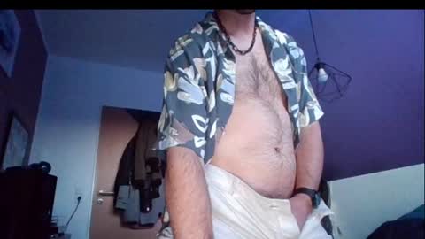 hotguitarplayernaked online show from 05-25-26, 03:23