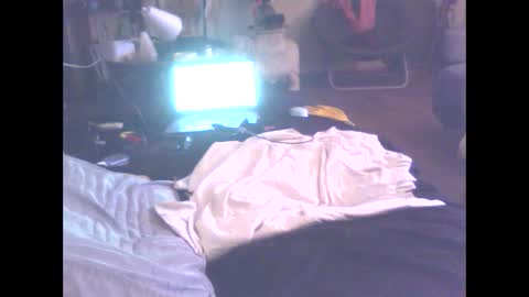 Snapshot of hotguynpanties chatting on 10-06-25, 06:38 hotguynpanties online show from 10-06-25, 06:38