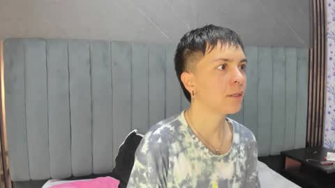 hannah online show from 12-17-25, 01:55