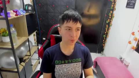 hannah online show from 03-12-26, 01:56