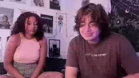 Sam and Nico online show from 09-16-25, 03:24
