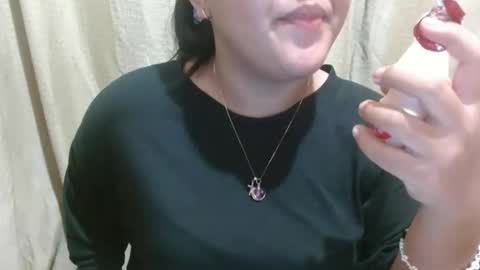 Snapshot of hotiemorenagurl18 chatting on 09-16-25, 06:25 hotiemorenagurl18 online show from 09-16-25, 06:25