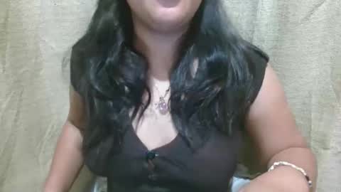 Snapshot of hotiemorenagurl18 chatting on 09-19-25, 05:31 hotiemorenagurl18 online show from 09-19-25, 05:31