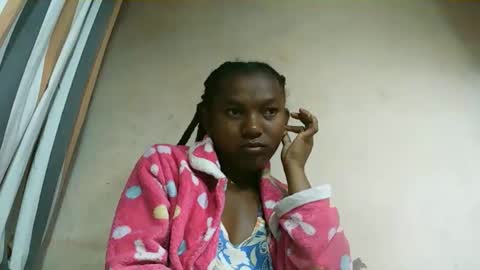 veronique online show from 10-01-25, 08:09