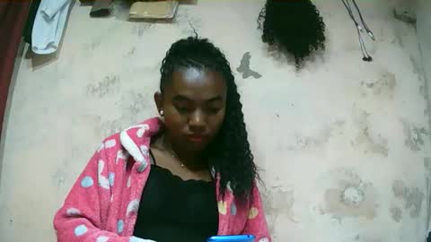 veronique online show from 10-24-25, 08:22