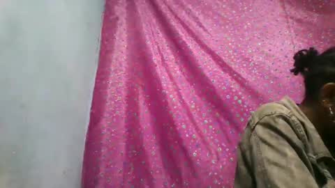 veronique online show from 11-20-25, 02:17