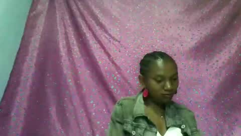 veronique online show from 11-23-25, 04:51