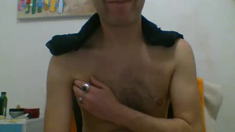 Snapshot of hotitan chatting on 09-14-25, 03:49 hottitan twitter Marianoshcam online show from 09-14-25, 03:49